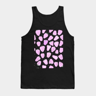 Sweet and cute strawberries in pattern Tank Top